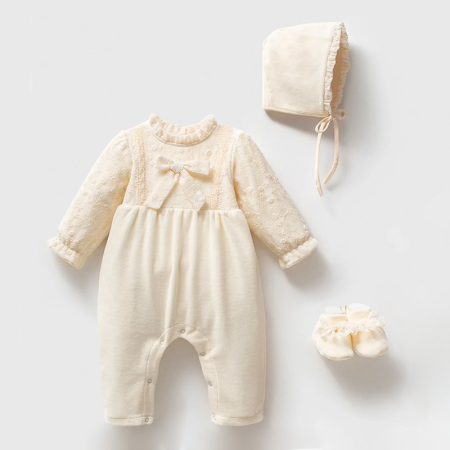 طقم أفرهول مخمل مع دانتيل 3 قطع